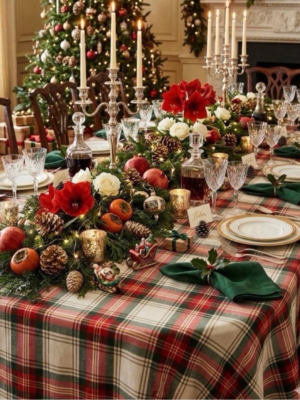 Ralph Lauren 60āx 84ā Red & Green Plaid Christmas Tablecloth